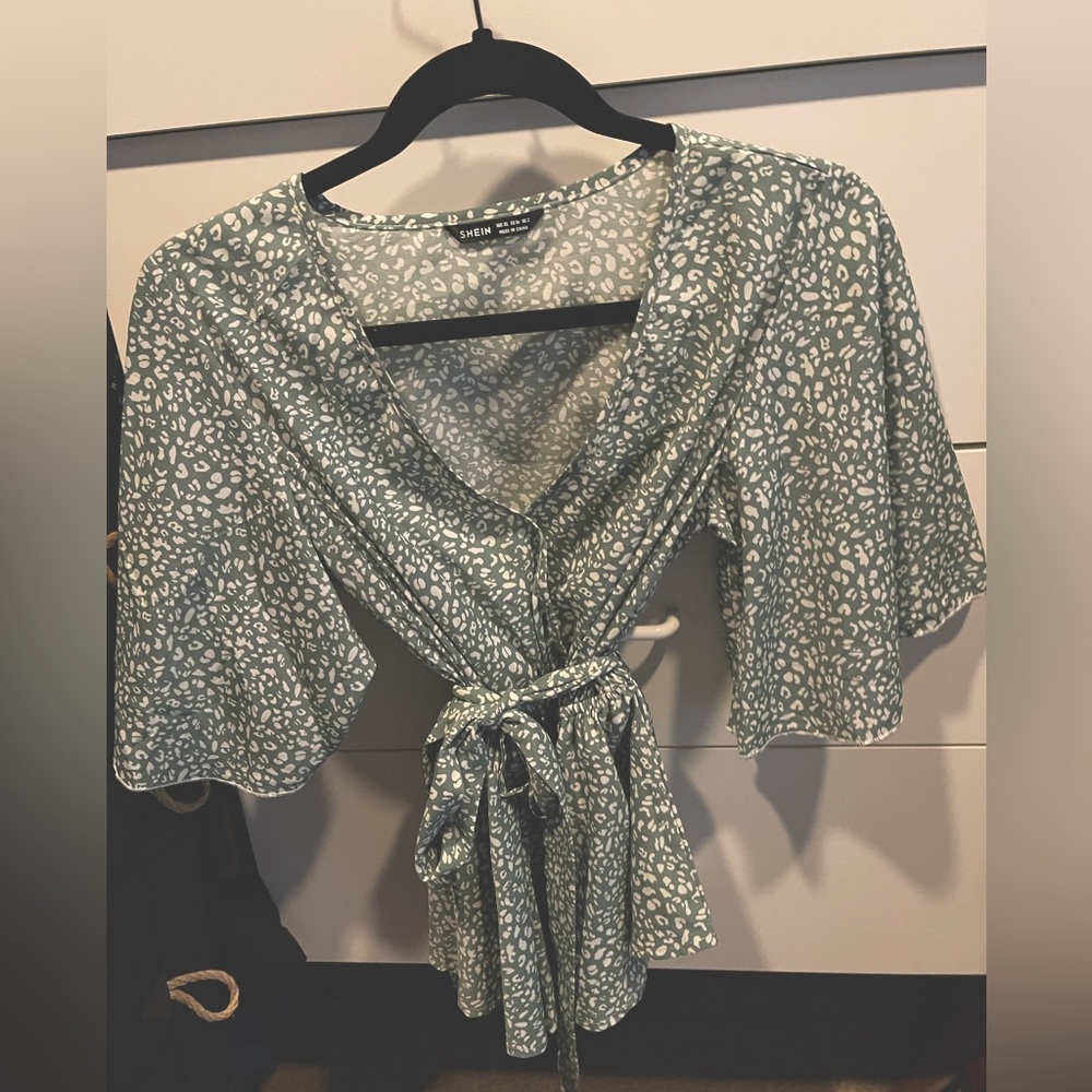 Shein Blouse Green Size Small